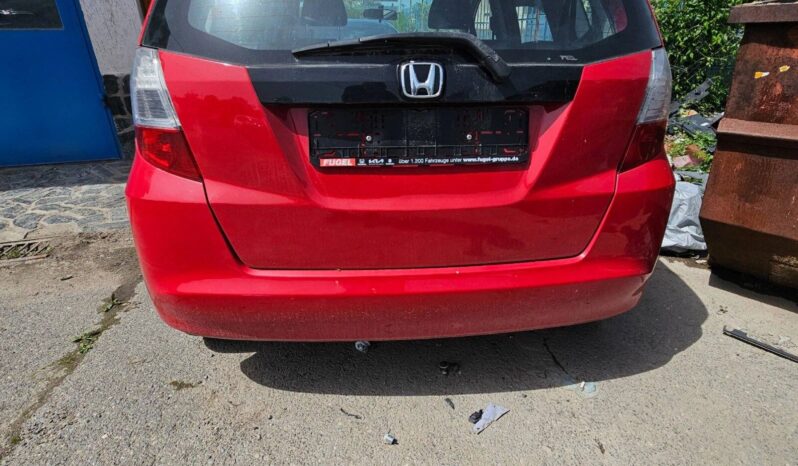 
								Honda Jazz 1.2i full									