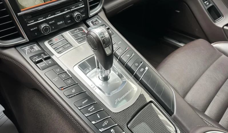 
								Porsche Panamera TURBO S / CERAMIC full									