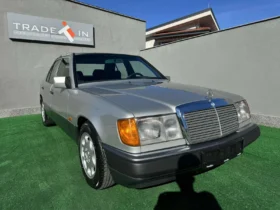 Mercedes-Benz 200 E 16