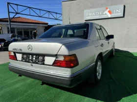 Mercedes-Benz 200 E 16