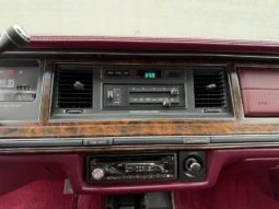 
										Lincoln Town car full									
