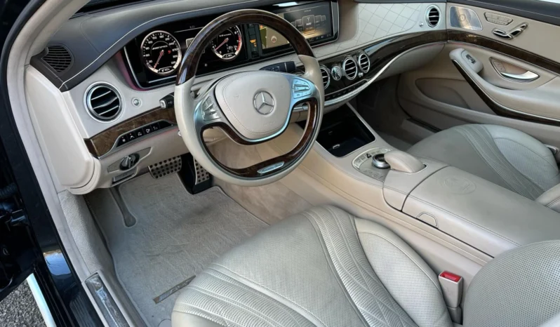
								Mercedes-Benz S 63 AMG ПАНОРАМА / 3хTV / LANE ASIST / 360 КАМЕРИ full									