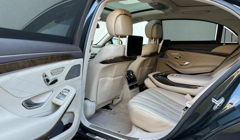 
								Mercedes-Benz S 63 AMG ПАНОРАМА / 3хTV / LANE ASIST / 360 КАМЕРИ full									
