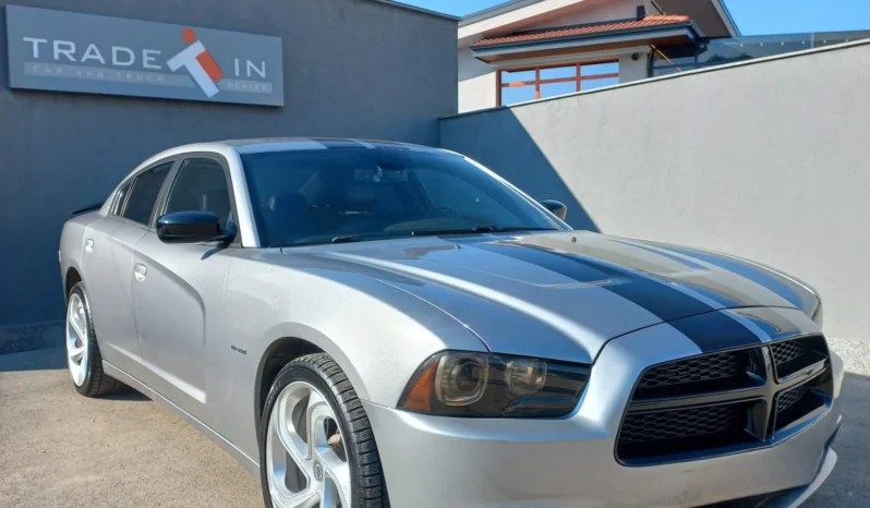 
								Dodge Charger R/T 5.7L V8 full									