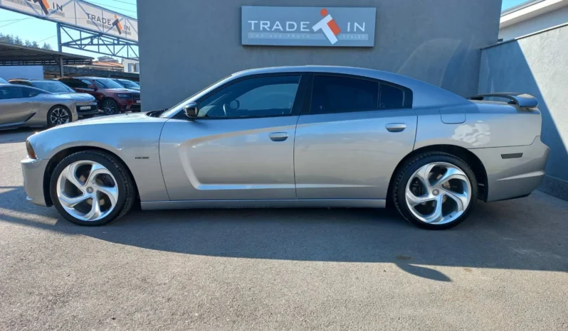
								Dodge Charger R/T 5.7L V8 full									