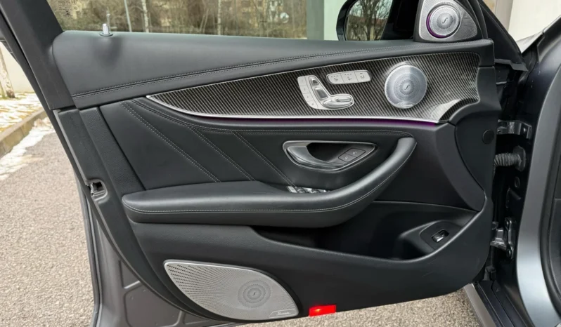 
								Mercedes-Benz E 63 AMG S / Wagon / FULL full									