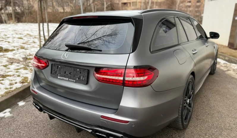 
								Mercedes-Benz E 63 AMG S / Wagon / FULL full									