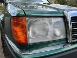 
										Mercedes-Benz 124 2.0i full									