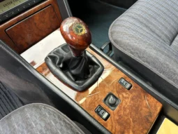 
										Mercedes-Benz 124 2.0i full									