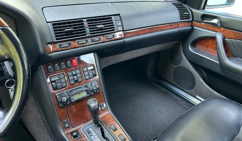 
								Mercedes-Benz S 500 full									