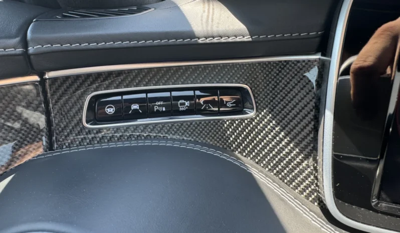 
								Mercedes-Benz S 63 AMG COUPE 4MATIC CERAMIC BRAKES full									