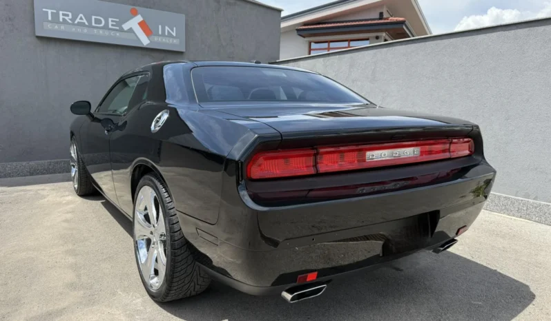 
								Dodge Challenger 3.6 V6 PENTASTAR full									