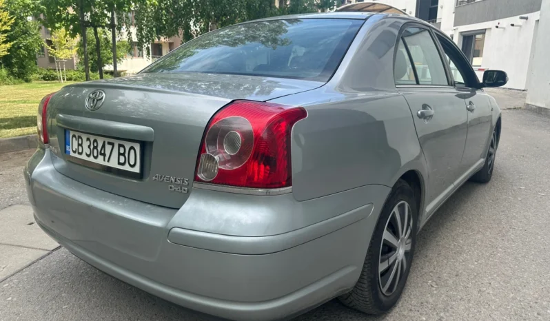 
								Toyota Avensis 2.2D full									