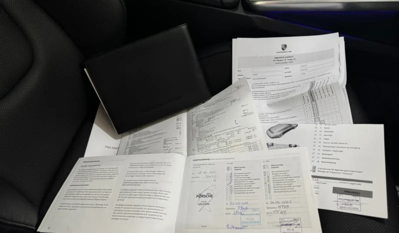 
								Porsche 911 992 TurboS PCCB Exclusive SportChrono BOSE PANO full									