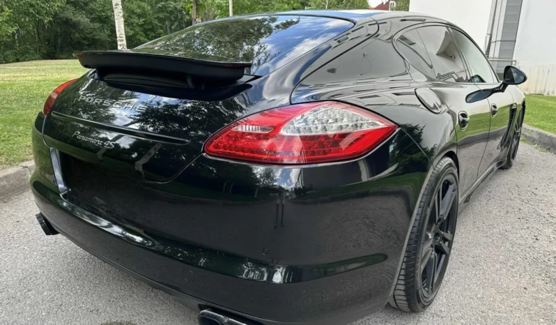 
								Porsche Panamera 4S / PDK / ПОДГРЕВ full									