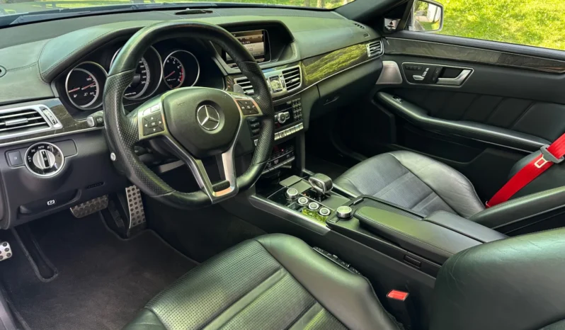
								Mercedes-Benz E 63 AMG S / 4-MATIC+ / ВЕНТИЛАЦИЯ/ ФЕЙСЛИФ full									