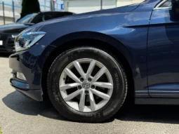 
										VW Passat 2.0TDI 4Motion LED Distronic Keyless NAVI full									