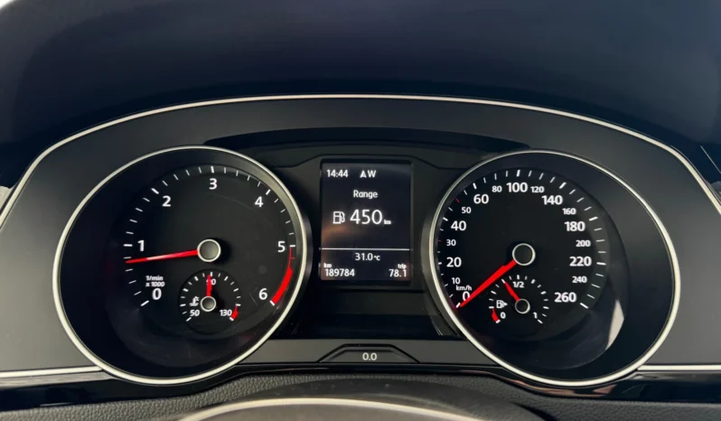 
								VW Passat 2.0TDI 4Motion LED Distronic Keyless NAVI full									