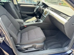 
										VW Passat 2.0TDI 4Motion LED Distronic Keyless NAVI full									