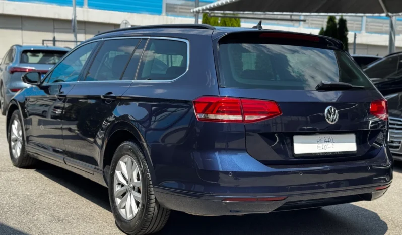 
								VW Passat 2.0TDI 4Motion LED Distronic Keyless NAVI full									