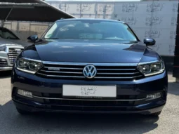 
										VW Passat 2.0TDI 4Motion LED Distronic Keyless NAVI full									