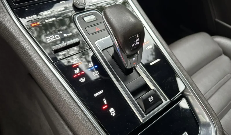 
								Porsche Panamera 4 / ПОДГРЕВ/ ВЕНТИЛАЦИЯ full									