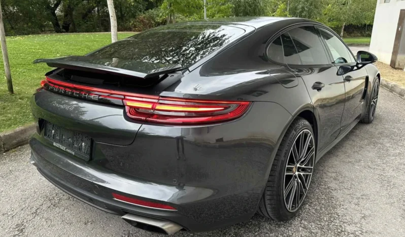 
								Porsche Panamera 4 / ПОДГРЕВ/ ВЕНТИЛАЦИЯ full									