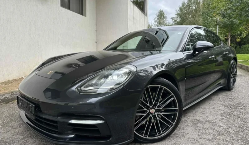 
								Porsche Panamera 4 / ПОДГРЕВ/ ВЕНТИЛАЦИЯ full									