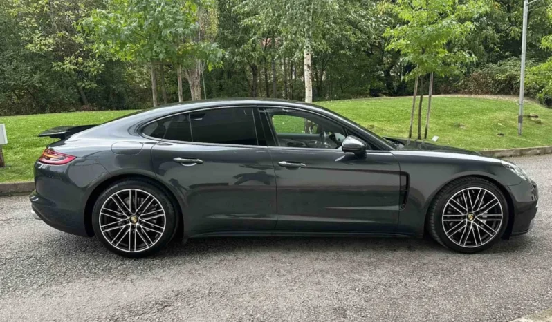 
								Porsche Panamera 4 / ПОДГРЕВ/ ВЕНТИЛАЦИЯ full									