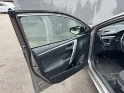 
										Toyota Corolla 1.6 VALVEMATIC full									