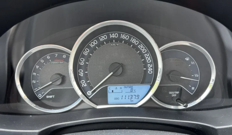 
								Toyota Corolla 1.6 VALVEMATIC full									