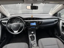
										Toyota Corolla 1.6 VALVEMATIC full									
