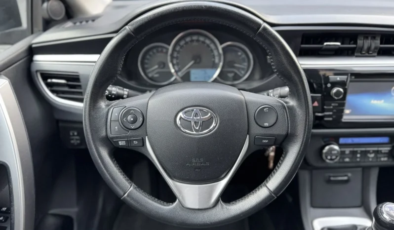 
								Toyota Corolla 1.6 VALVEMATIC full									