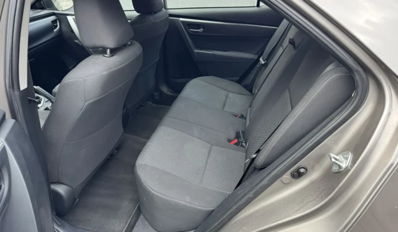 
								Toyota Corolla 1.6 VALVEMATIC full									