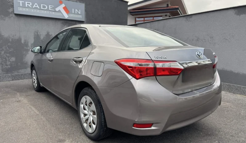
								Toyota Corolla 1.6 VALVEMATIC full									