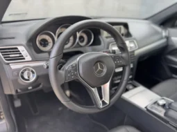 
										Mercedes-Benz E 200 CABRIO full									