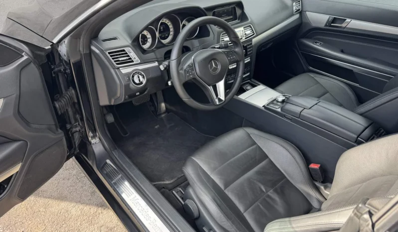 
								Mercedes-Benz E 200 CABRIO full									