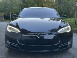 
										Tesla Model S P85 full									