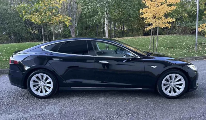 
								Tesla Model S P85 full									