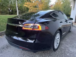 
										Tesla Model S P85 full									