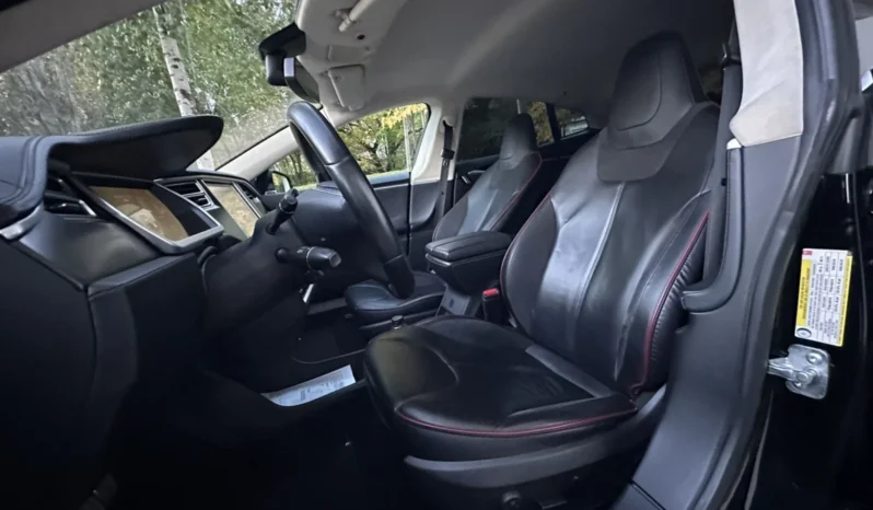 
								Tesla Model S P85 full									