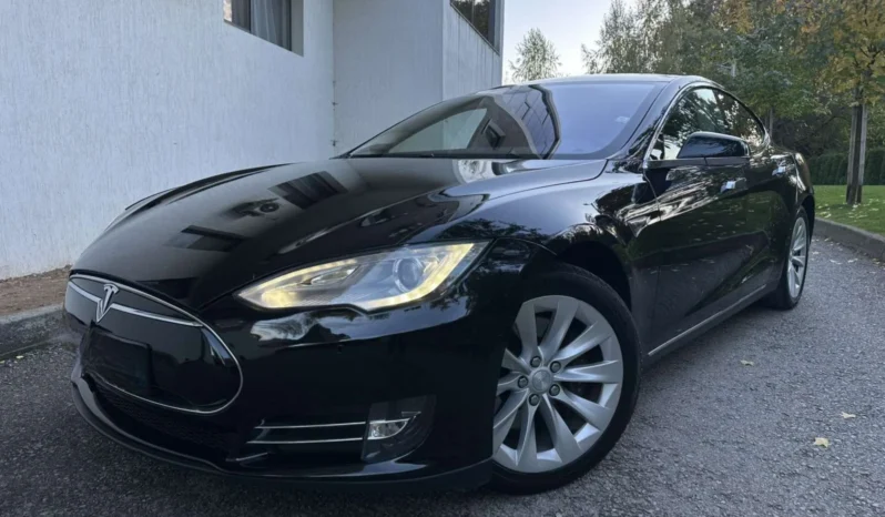 
								Tesla Model S P85 full									