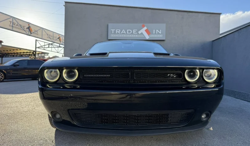 
								Dodge Challenger 5.7L V8 R/T full									