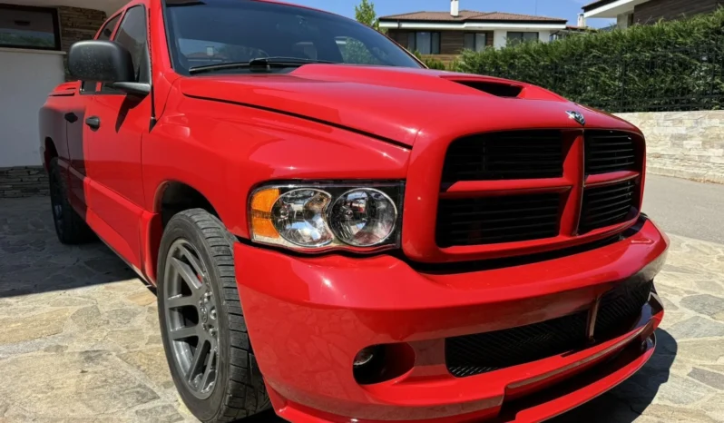 
								Dodge RAM 1500 SRT 10 Viper Powered 8.3L Quad Cab full									
