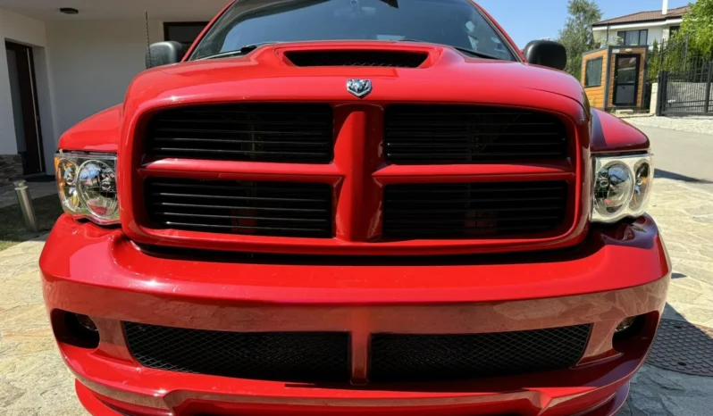 
								Dodge RAM 1500 SRT 10 Viper Powered 8.3L Quad Cab full									