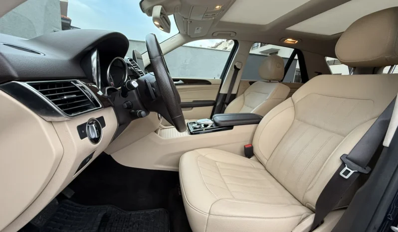 
								Mercedes-Benz GLE 350 V6 full									
