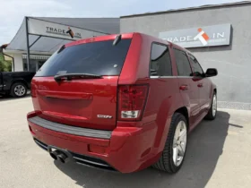 Jeep Grand cherokee SRT8 6.1L V8