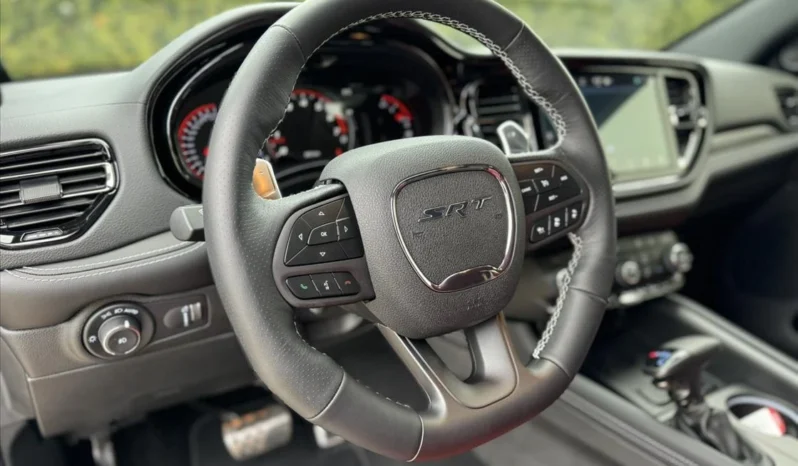 
								Dodge Durango SRT 392 6.4L full									