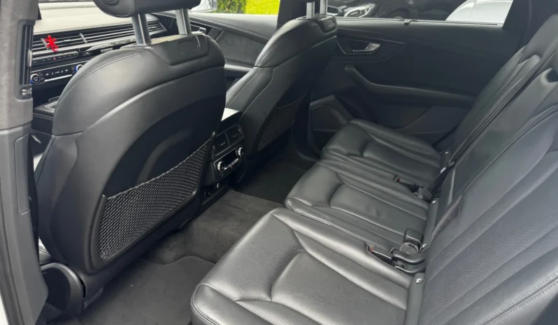 
								Audi SQ7 quattro Matrix Softclose Alcantara Bang&Olufsen full									