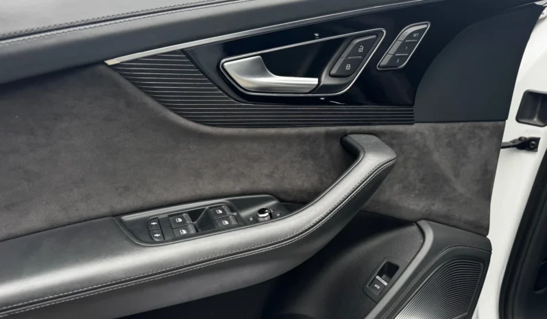 
								Audi SQ7 quattro Matrix Softclose Alcantara Bang&Olufsen full									